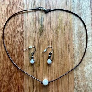 Cultured Pearl Necklace & Earrings